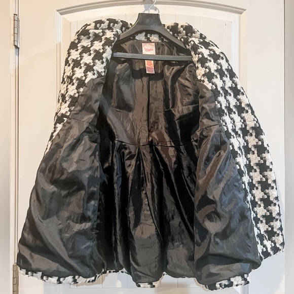 Winter Coat - Picture 4 of 4